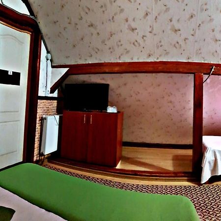 Pensiunea Micutul Vrajitor Арефу Екстериор снимка
